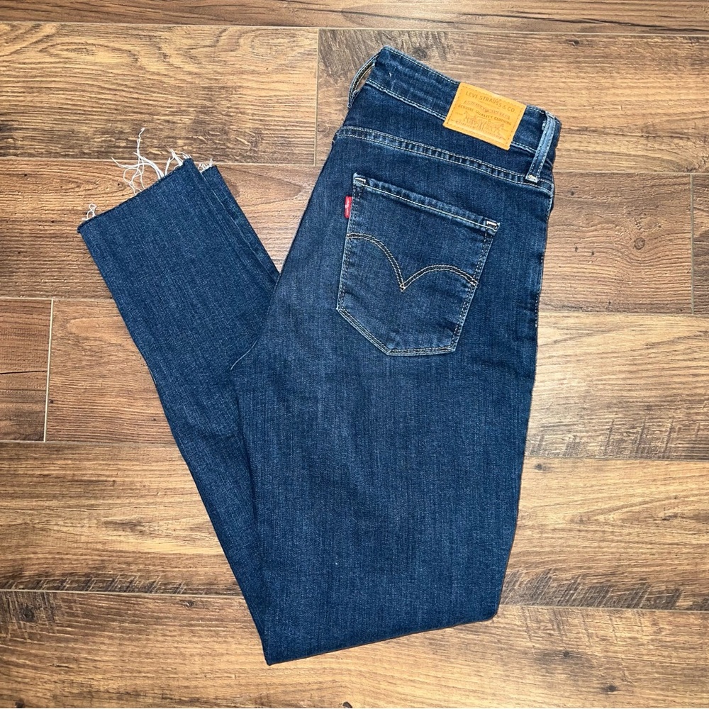 Levi 721 High Rise Skinny Jeans